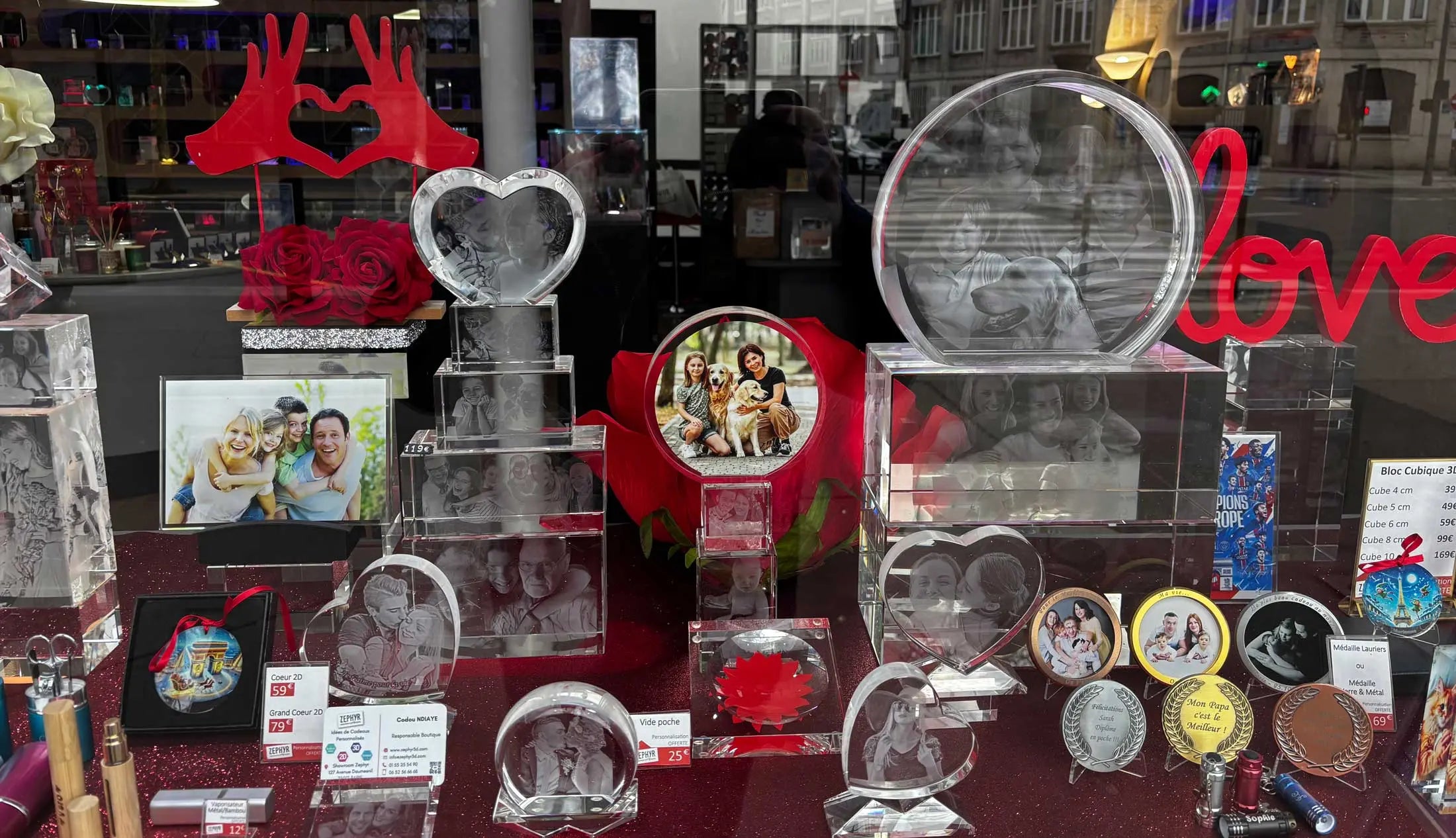 Saint-Valentin à Paris : Offrez l'Éternité avec un Cadeau Personnalisé Zephyr