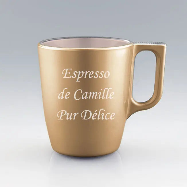 Mug doré en verre 25 cl à personnaliser avec votre message. Un cadeau raffiné pour un amateur de café ou d’expresso.