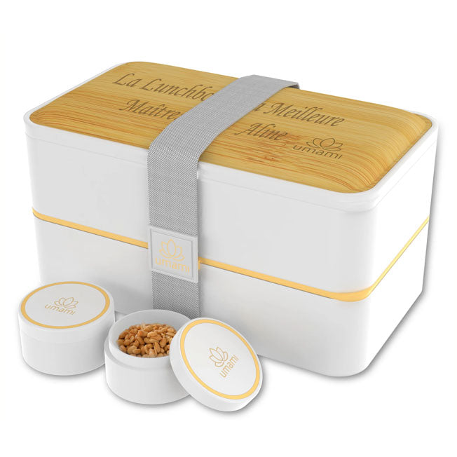 Lunchbox blanche double étage avec couvercle en bambou personnalisable, livrée avec accessoires assortis – élégante, durable et unique.