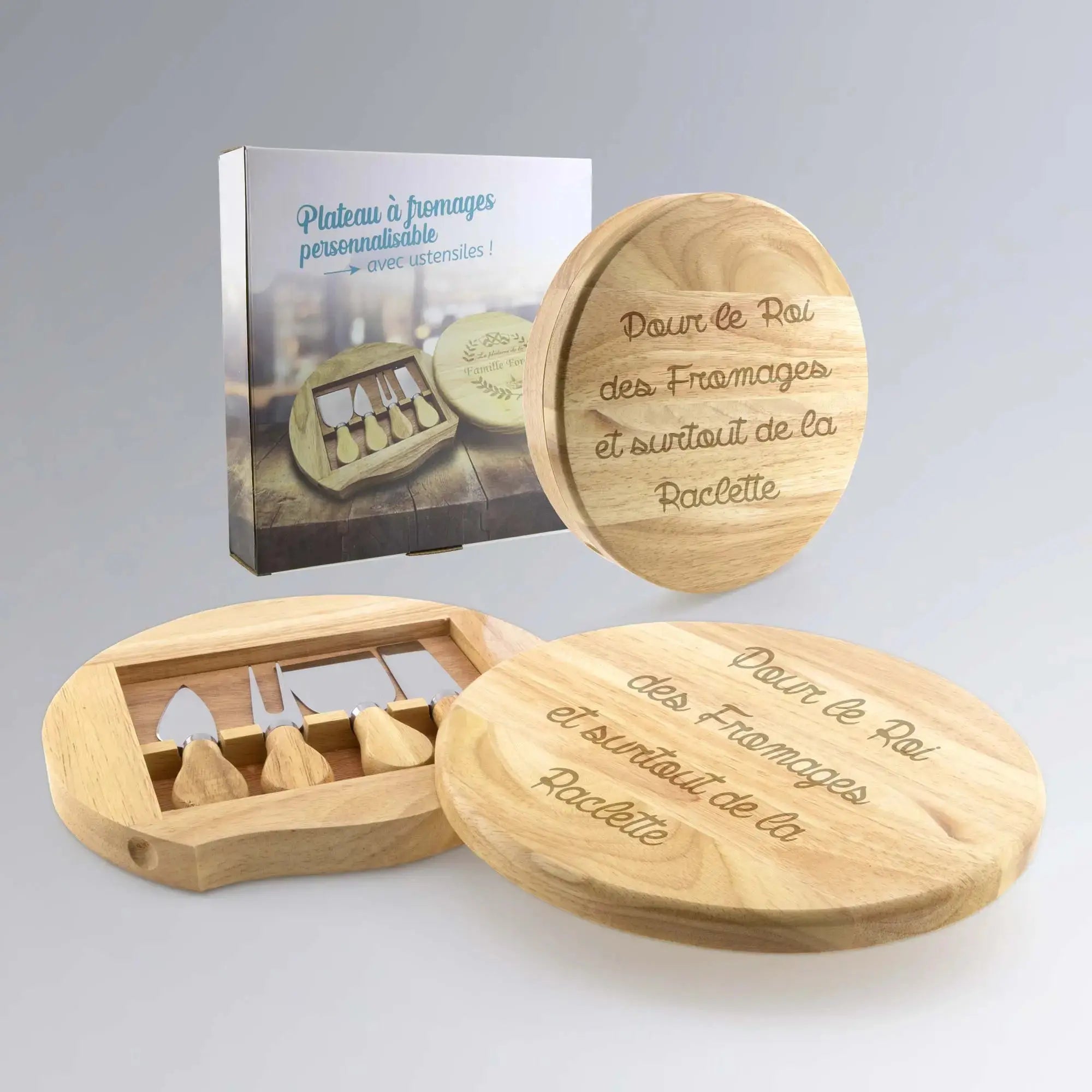 Plateau en bois gravé « Pour le Roi des Fromages et surtout de la Raclette », livré avec ustensiles, à personnaliser avec votre propre texte pour un cadeau original.