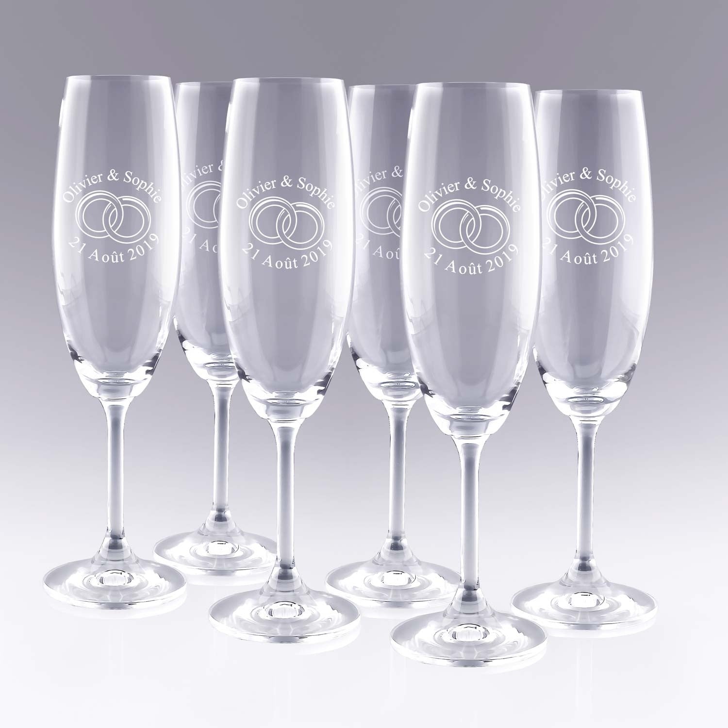 Lot de 6 flûtes à champagne personnalisées avec prénoms, date et alliances entrelacées. Cadeau idéal pour un mariage, un anniversaire ou des noces.