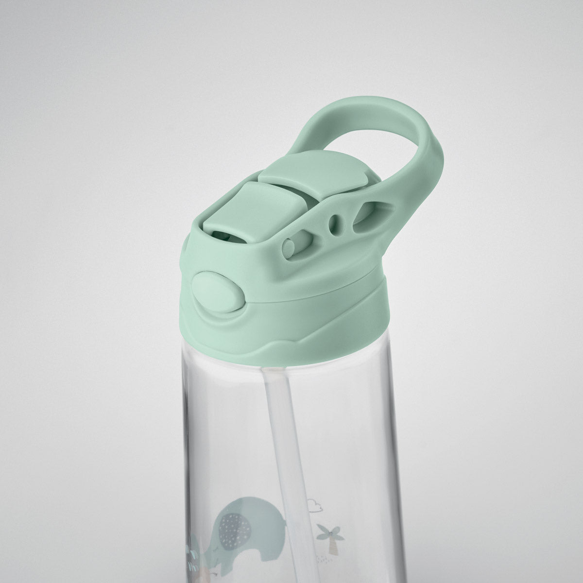 Bouchon vert menthe d’une bouteille pour enfant personnalisable en Tritan, avec paille intégrée et fermeture anti-fuite.