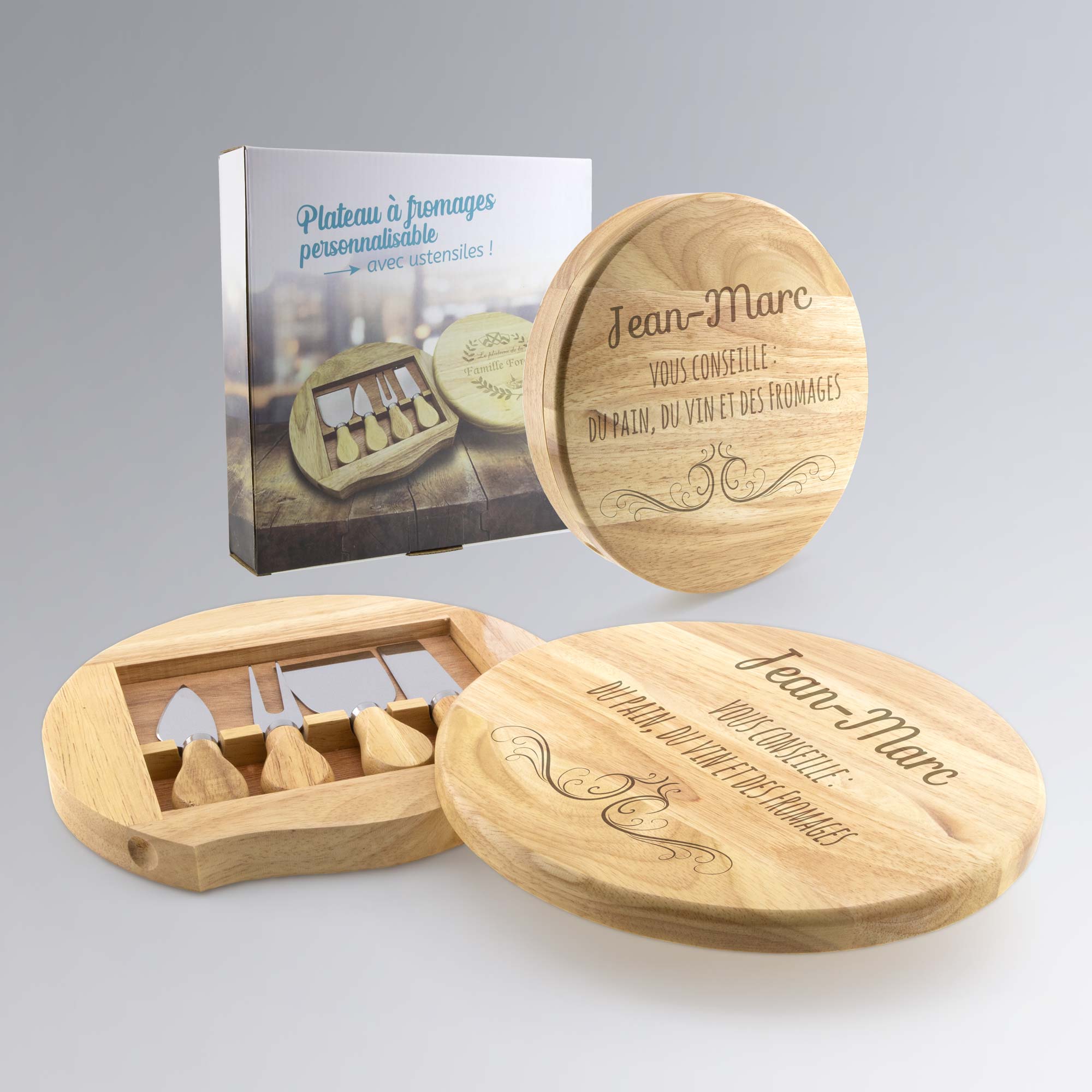 Plateau à fromages en bois gravé "Jean-Marc vous conseille du pain, du vin et des fromages", livré avec ustensiles et coffret cadeau personnalisé.