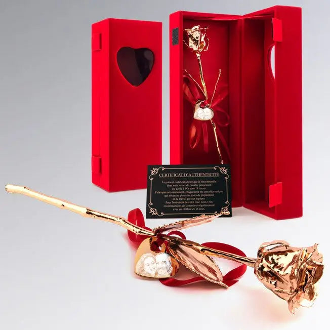 Rose éternelle en or rose 18 carats personnalisable avec photo gravée et texte, livrée dans un écrin rouge avec certificat d'authenticité – idée de cadeau romantique, bijou souvenir pour couple ou mariage.