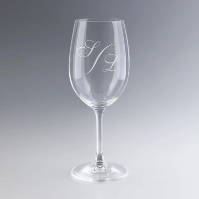 Verre à vin personnalisé avec gravure de monogramme raffiné. Offrez un cadeau unique et chic pour célébrer un moment spécial en toute élégance.