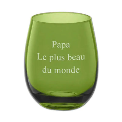 Verre coloré vert personnalisable avec message « Papa le plus beau du monde », idéal pour un cadeau unique.