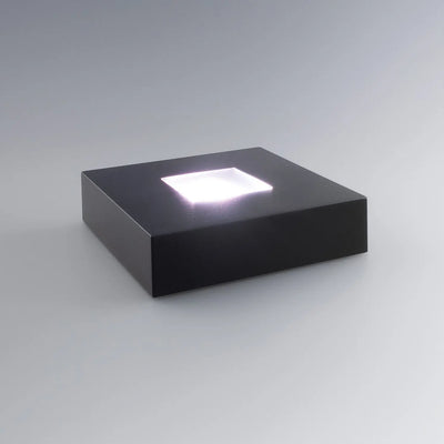 Socle Carré Éteint Lumière Blanche – Socle lumineux carré à LED blanche, éteint, prêt à accueillir un bloc gravé pour une mise en valeur sobre et moderne.