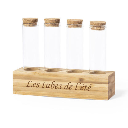 Set de tubes à épices en verre avec socle en bambou à personnaliser. Idéal comme cadeau original et déco, gravé avec le texte de votre choix.